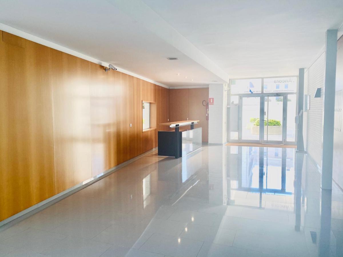 Ancora Frontbeach Luxury Apartment Tossa de Mar Bagian luar foto
