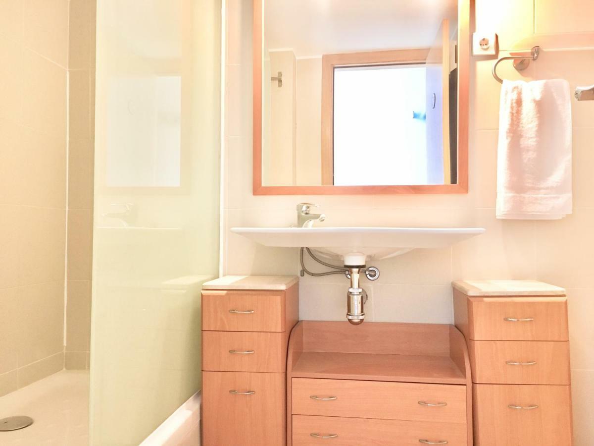 Ancora Frontbeach Luxury Apartment Tossa de Mar Bagian luar foto