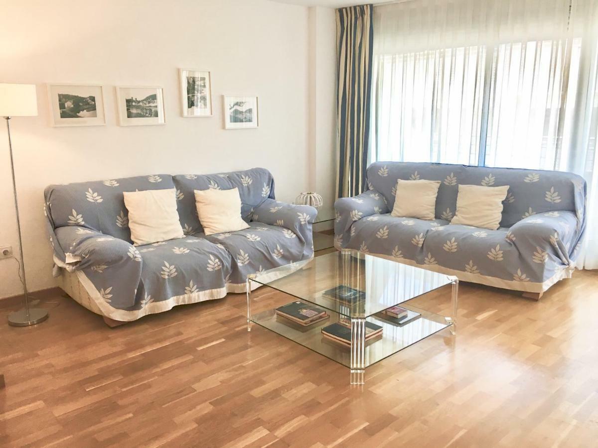 Ancora Frontbeach Luxury Apartment Tossa de Mar Bagian luar foto