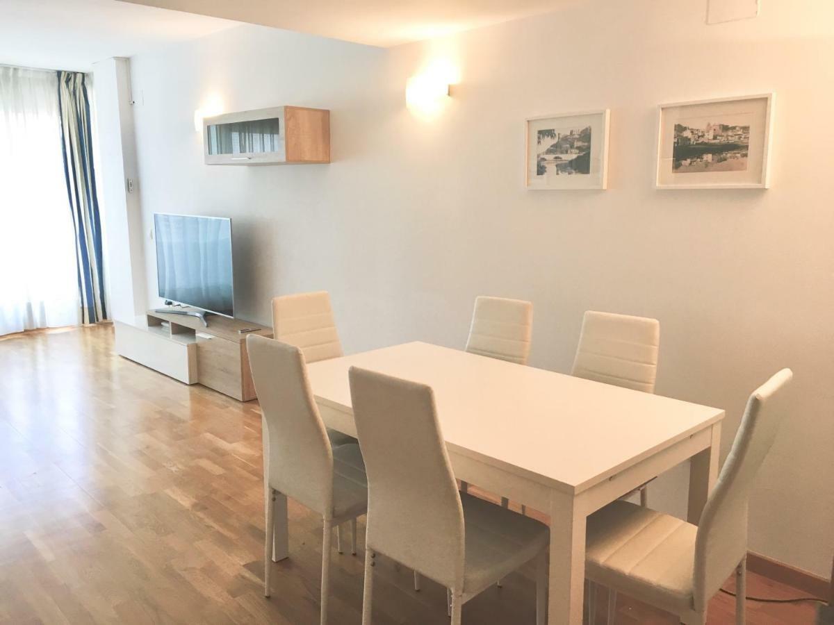 Ancora Frontbeach Luxury Apartment Tossa de Mar Bagian luar foto