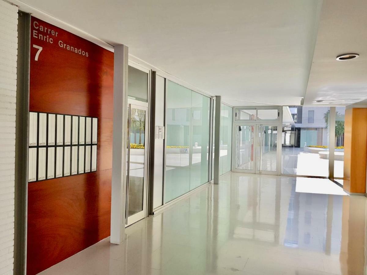 Ancora Frontbeach Luxury Apartment Tossa de Mar Bagian luar foto